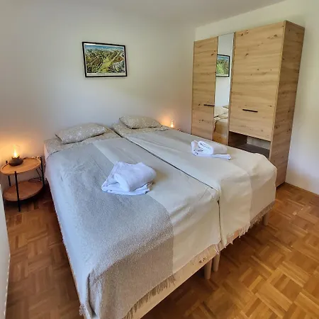 Bella Bela 18a Bled
